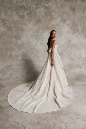 99307 YAKIRA