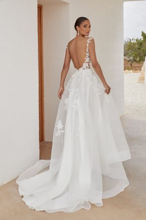 11352 LILIANA