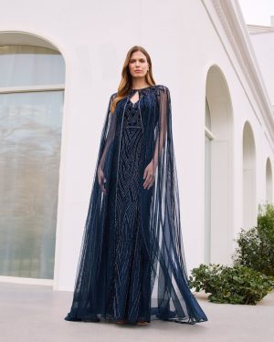 Couture Club 1GG7 – Navy gown με παγιέτες και αποσπώμενη κάπα