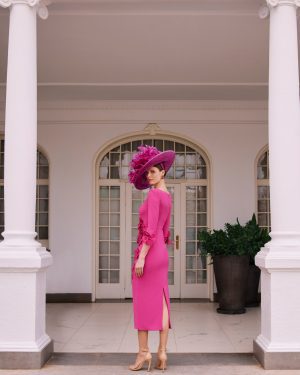 Couture Club 1GL4 – Φούξια εφαρμοστό φόρεμα με τρισδιάστατα λουλούδια