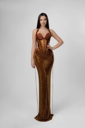 Raena – Μάξι χρυσό φόρεμα κορσές με halter λαιμό και εφαρμοστή γραμμή