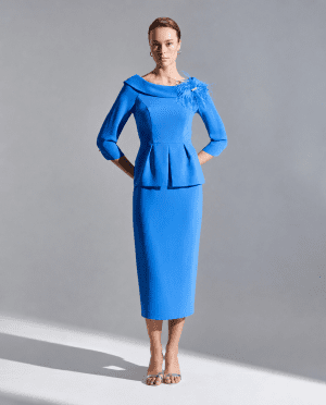1260080A – Electric blue μίντι φόρεμα με structured peplum και feather λεπτομέρεια